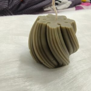 Wave twirl shape candle